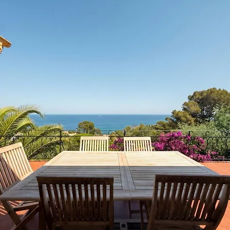 Maizou, Provencal Charm, Pool And Sea View Βίλα