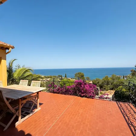 Villa Maizou, Provencal Charm, Pool And Sea View *